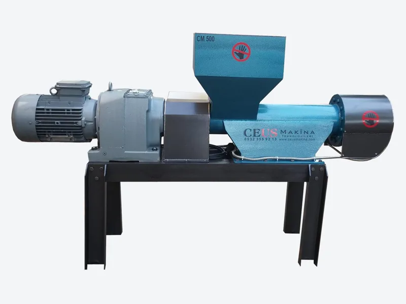 CEUS CM 500 kömür pres makinesi